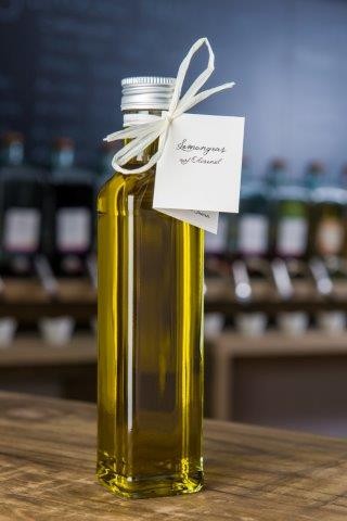 Lemongras auf Olivenöl